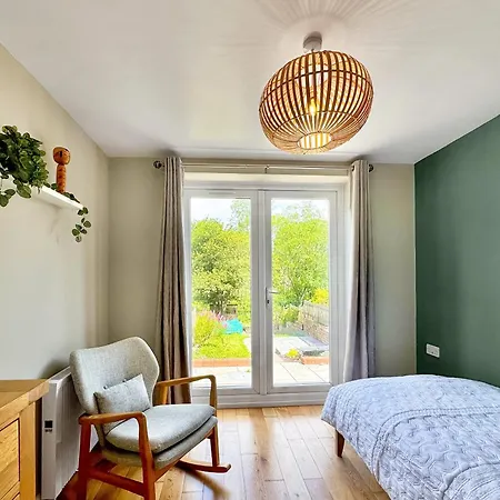 Holiday home Treetops *